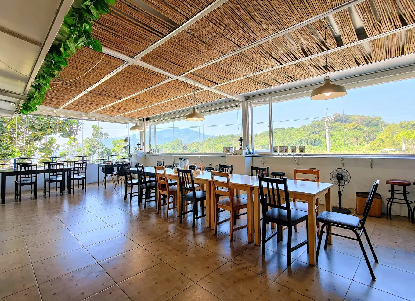 2025 高雄隱藏美食推薦!在地人私藏的 25 家口袋名單 16 沃野山丘