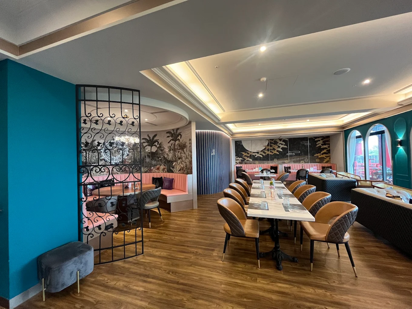 2025 高雄隱藏美食推薦!在地人私藏的 25 家口袋名單 31 圓山祕境餐酒館